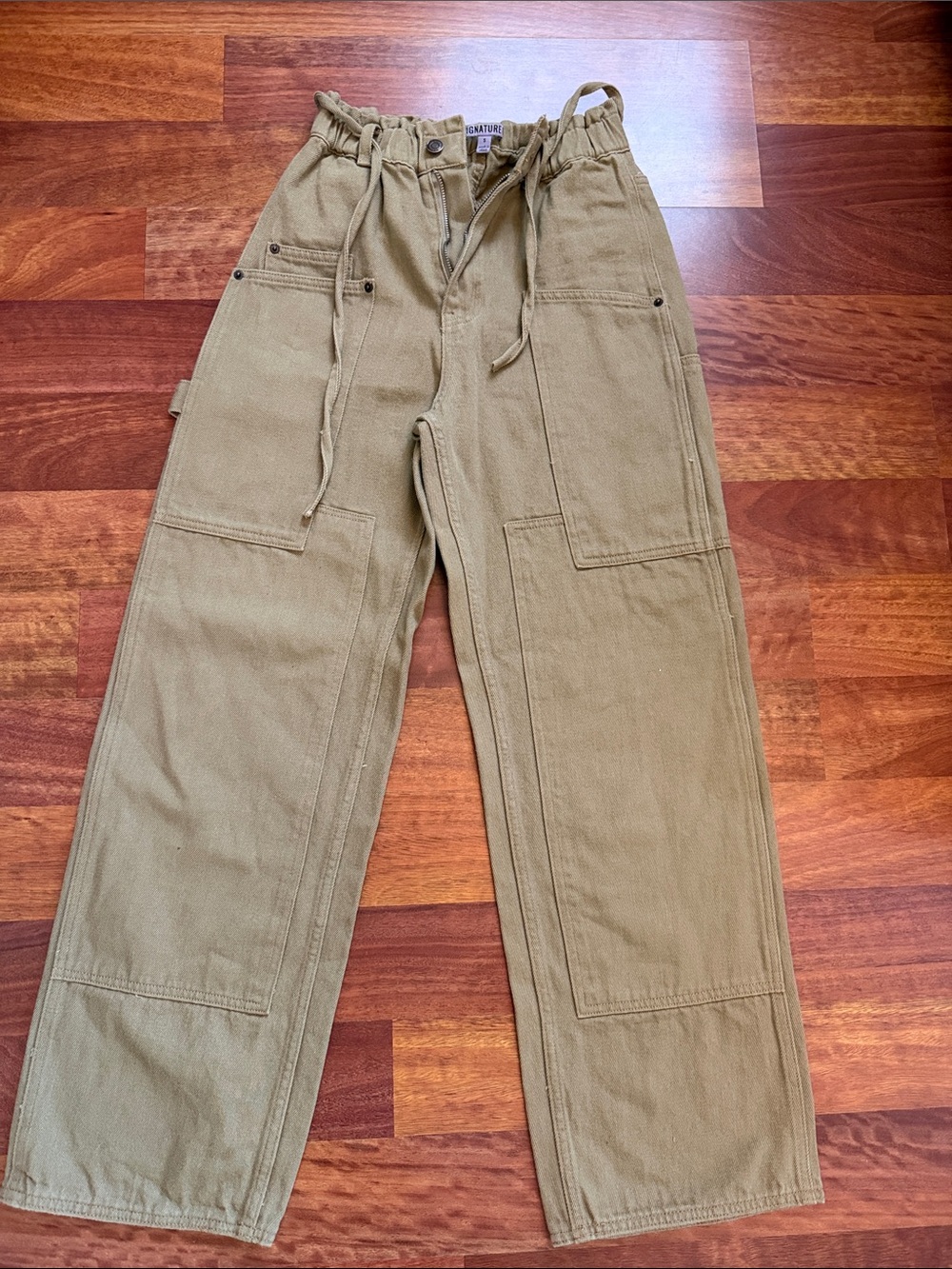 Women’s Khaki Olive Canvas Pants